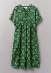Please, please help me style a Toast Bryn dress so that I don't look like a sack