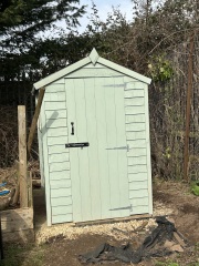 Can you find me a sage green shed paint
