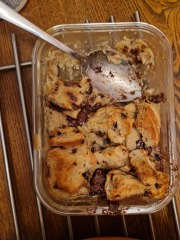 Meal planning, sharing recipes and ideas to make the weekly budget go further.