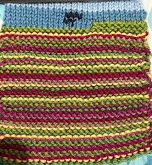 Woolly Hugs. A blanket for lovely wafflenose who has tragically lost her daughter. Can you help us please?