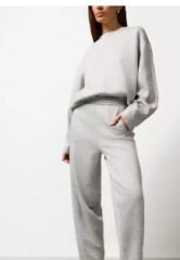 Would you wear your pjs on a plane?