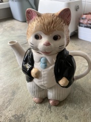 Tired of carrying my evening outfit in a bag under my desk!