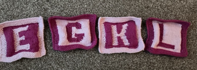 Woolly Hugs. A blanket for lovely wafflenose who has tragically lost her daughter. Can you help us please?