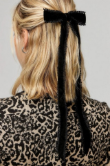 AIBU to really not like hair bows on grown ups?