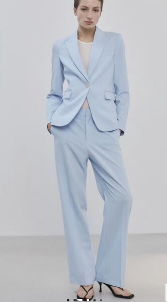 Outfit ideas for a July graduation that I can rewear