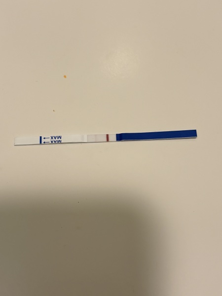 Faint test line at 12dp5dt after frozen transfer, any reassurance?