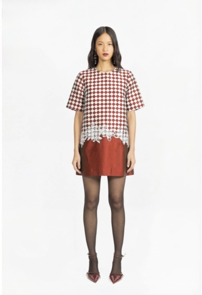 Ideas for a flattering London summer wedding dress after a split