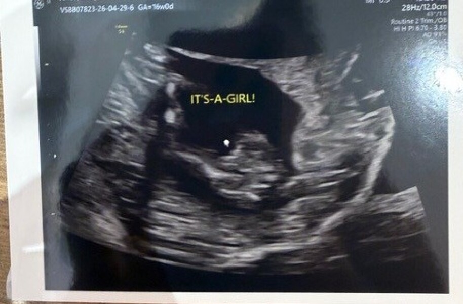 16 week potty shot...