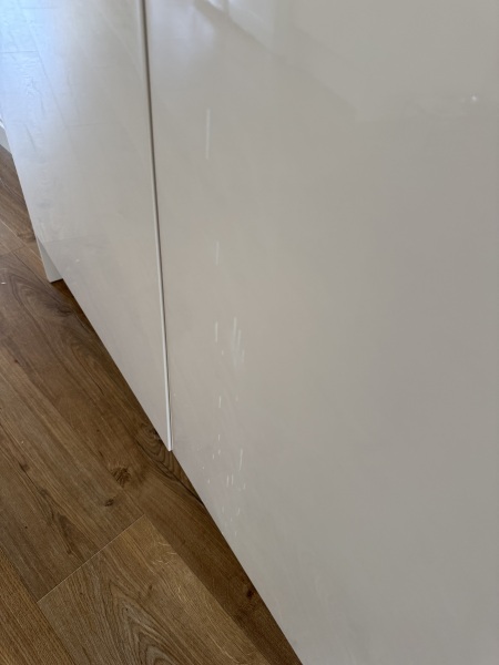 Only here to vent about neighbours b#&@!@£ cat! Ruined my kitchen!