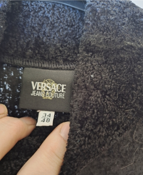 Help with sizing and pricing a second-hand Versace dress