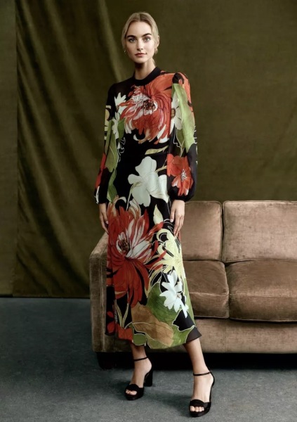 This dress for Spring wedding with "wedding chic" dress code?