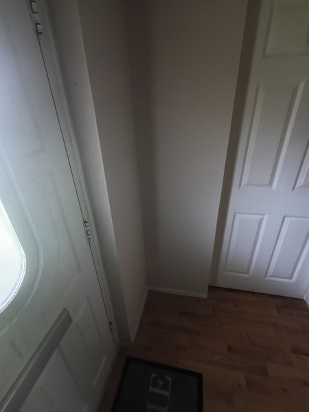 Hallway corner driving me nuts