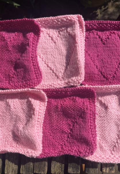 Woolly Hugs. A blanket for lovely wafflenose who has tragically lost her daughter. Can you help us please?