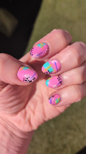 I want to see your nails!