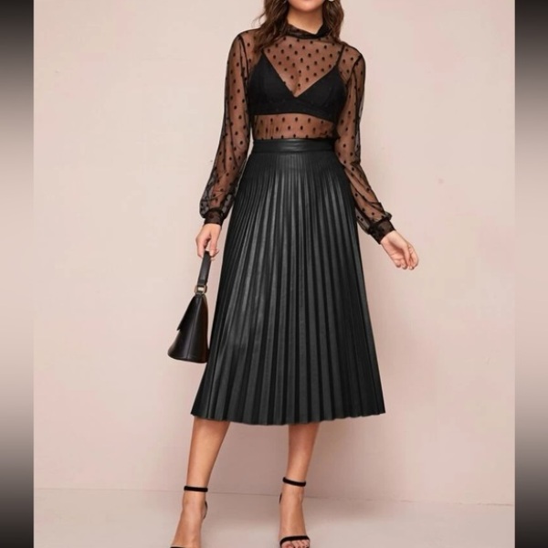 Are midi pleated leather skirts still fashionable or now dated?