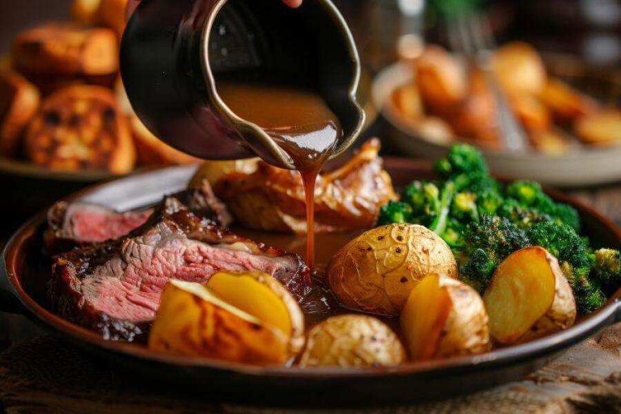 Would you expect another evening meal after a 4pm pub roast?