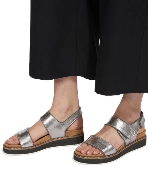 Flat sandals with straps that don't make me look like I'm 80