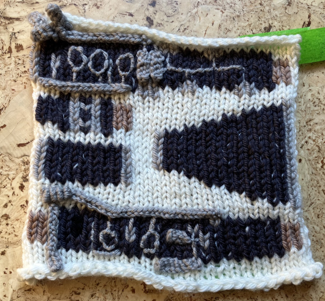 Woolly Hugs. A blanket for lovely wafflenose who has tragically lost her daughter. Can you help us please?
