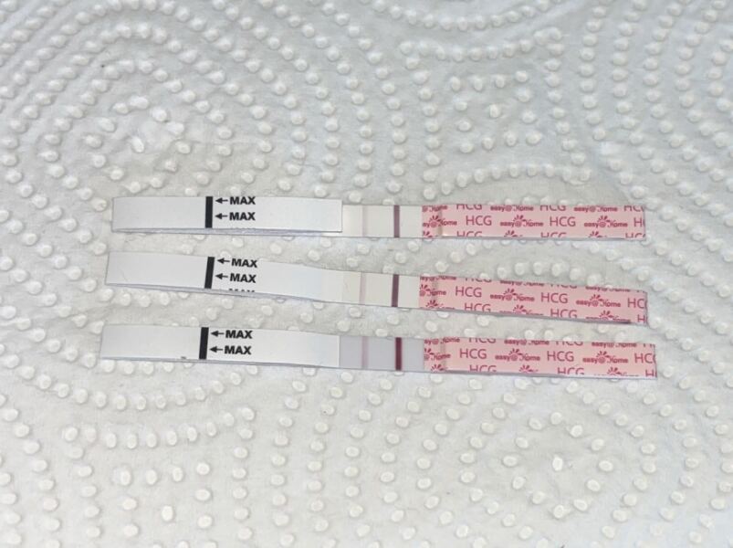 12dpo test looks the same as 11dpo should I be worried?
