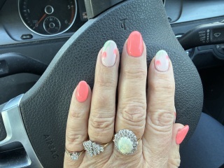 I want to see your nails!