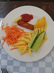 AIBU to stop my children wasting food at the holiday buffet?