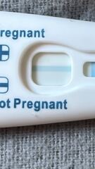 I think I’m 6DPO today, but got this weird faint line on my test