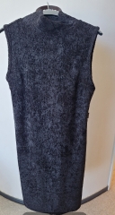 Help with sizing and pricing a second-hand Versace dress