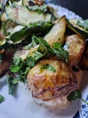 Meal planning, sharing recipes and ideas to make the weekly budget go further.