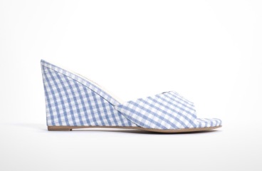 What to wear as mother of the bride for a quirky wedding