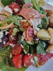 Meal planning, sharing recipes and ideas to make the weekly budget go further.