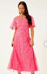 What to wear as mother of the bride for a quirky wedding