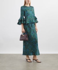 Is this outfit suitable for mother of the bride in May?