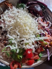 Meal planning, sharing recipes and ideas to make the weekly budget go further.