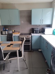 I just want to see small kitchens!