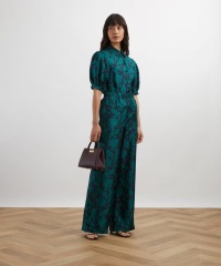 Is this outfit suitable for mother of the bride in May?