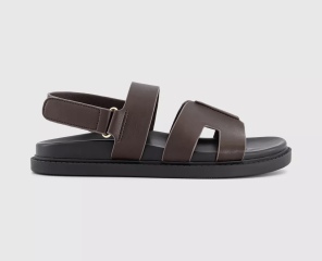 Flat sandals with straps that don't make me look like I'm 80