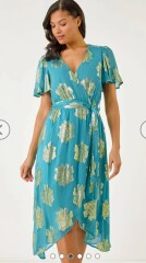 What to wear as mother of the bride for a quirky wedding