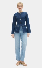 Starting to massively despair at my clothes shopping … 😭