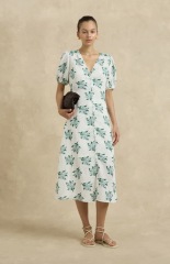 What to wear for a smart but relaxed 40th birthday lunch for post baby body