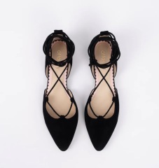 What to wear on my massive feet?!
