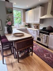 I just want to see small kitchens!