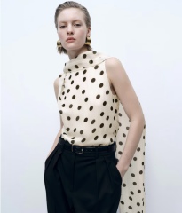 Would you wear black on your bottom half with a light coloured top for a more casual wedding?