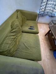 AIBU to leave a friend's flat because it was too messy?
