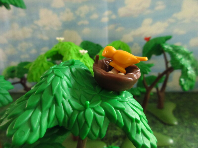 It's Springtime in Eastgate Park for the Playmobil people in our house...