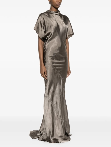 What should I wear to a black tie celebrity wedding?