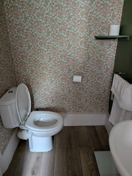 AIBU to add serving hatches between kitchen, utility and dining room?