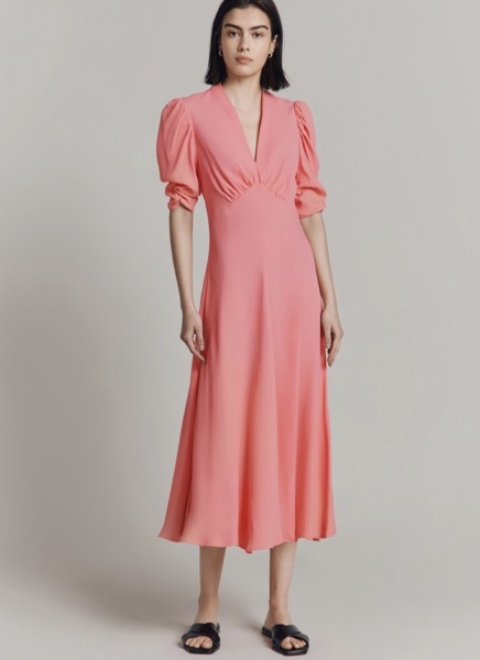 Child's graduation but seeing (stbex)H so need something drop-dead gorgeous  but elegant and wont make me look like mutton.