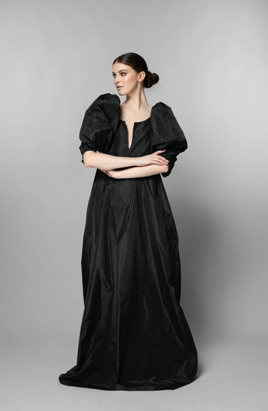 What should I wear to a black tie celebrity wedding?