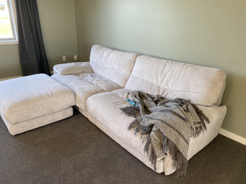 What cushion colours?