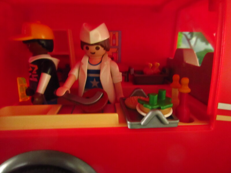It's Springtime in Eastgate Park for the Playmobil people in our house...